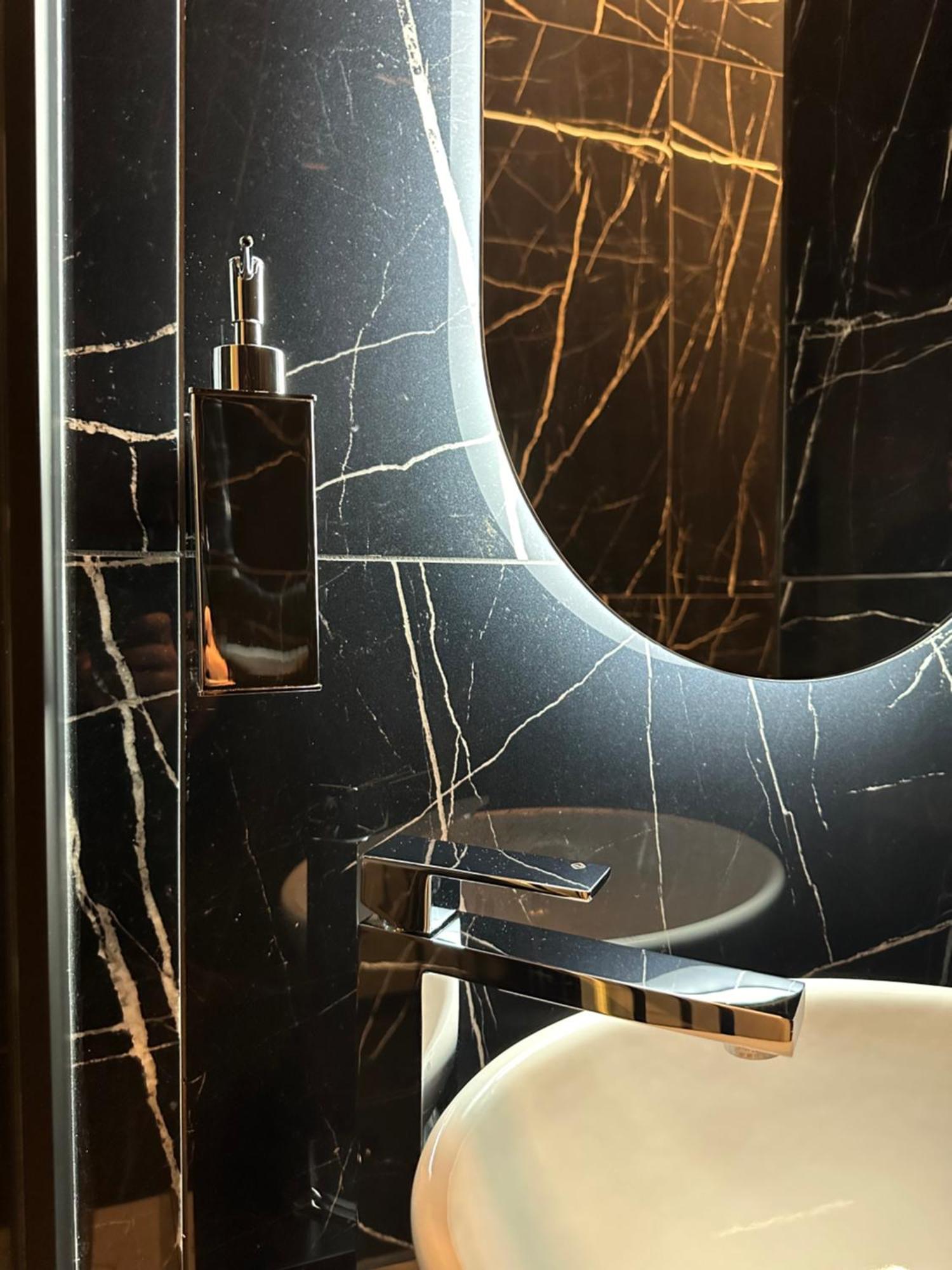 Milan Hub Private Spa Екстер'єр фото