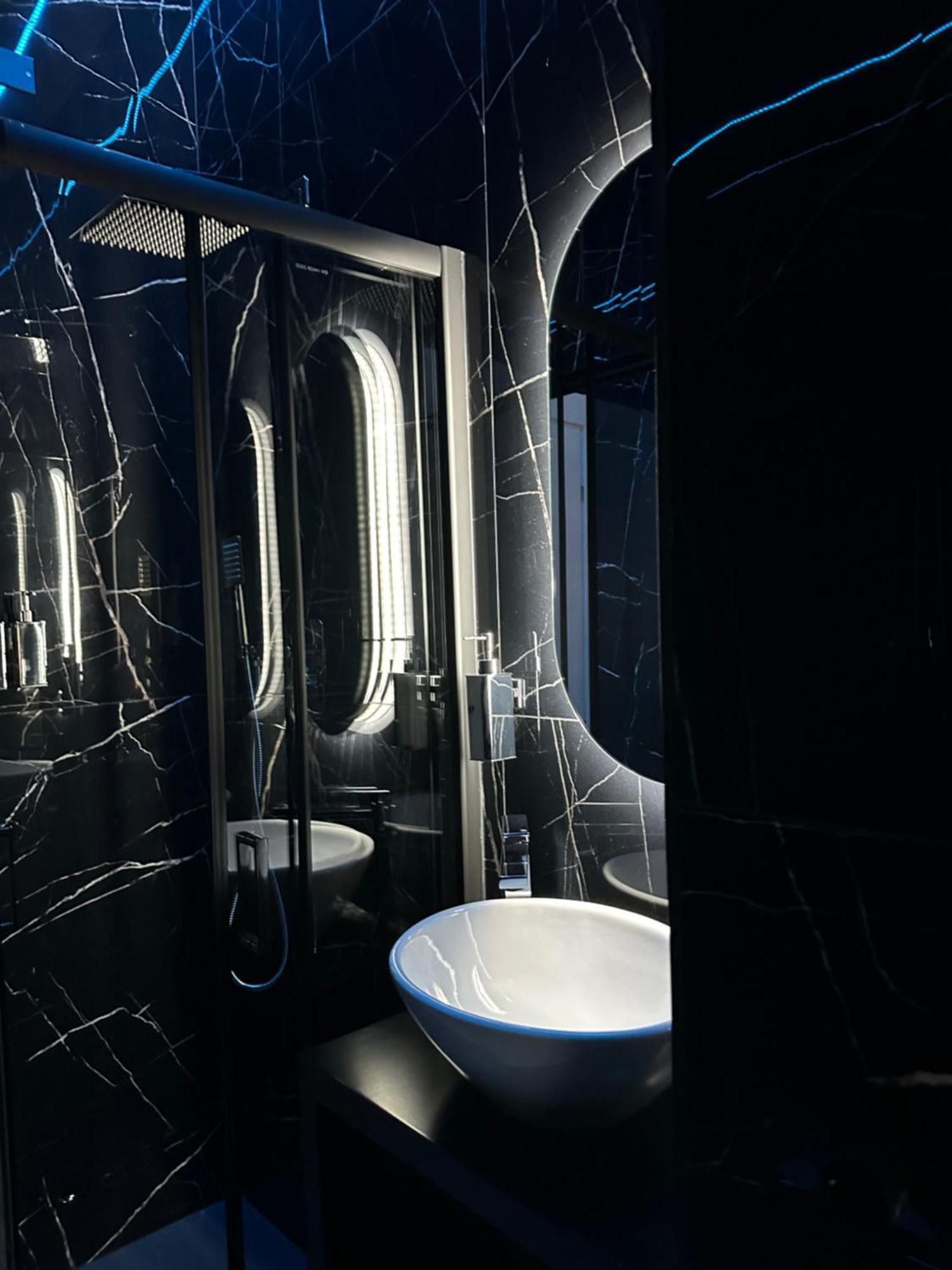 Milan Hub Private Spa Екстер'єр фото