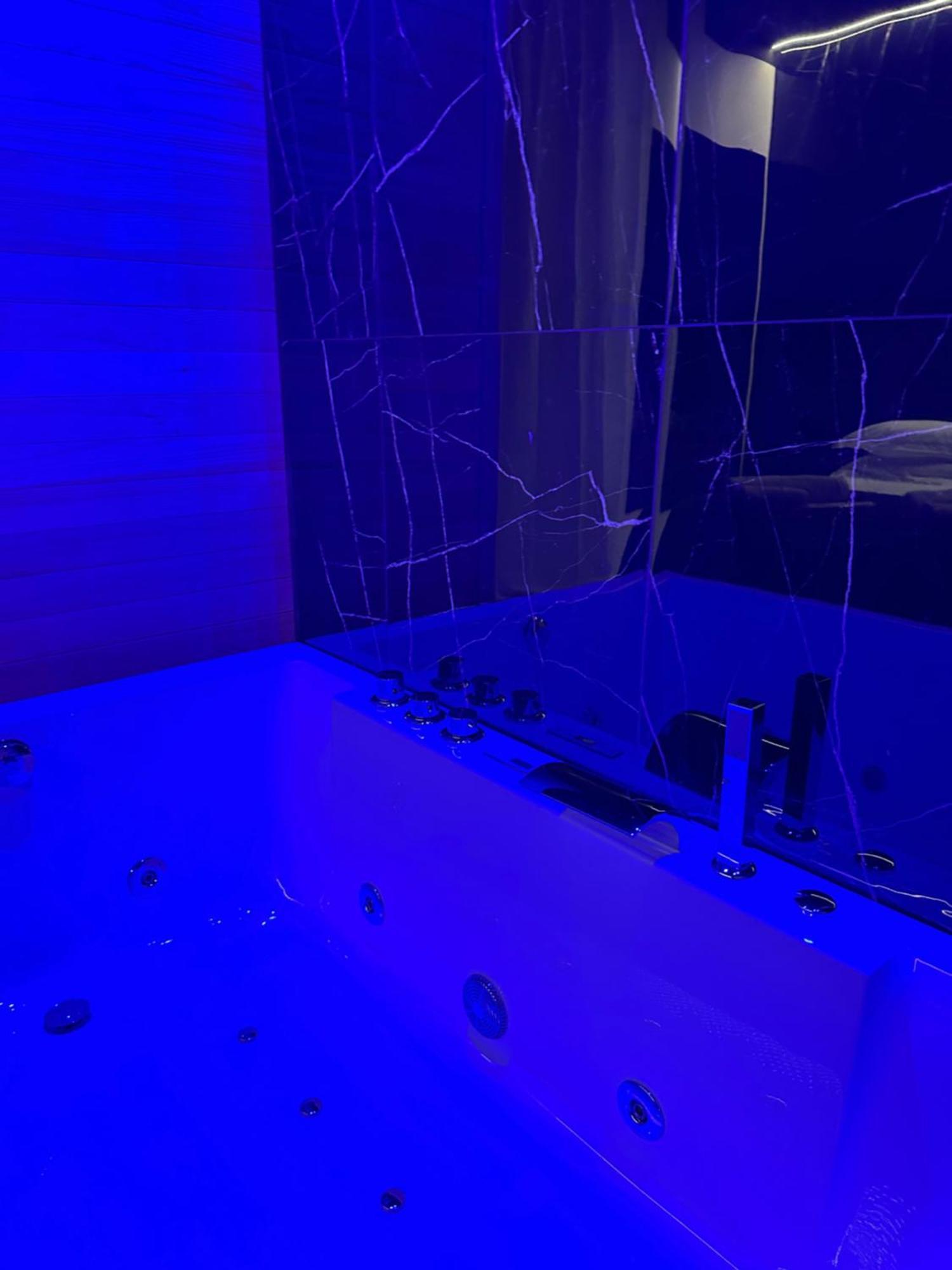 Milan Hub Private Spa Екстер'єр фото